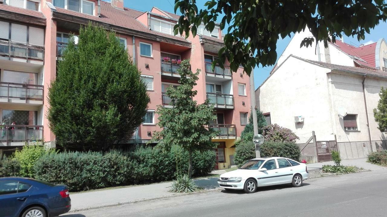 Baross Apartman Kaposvár Exteriér fotografie